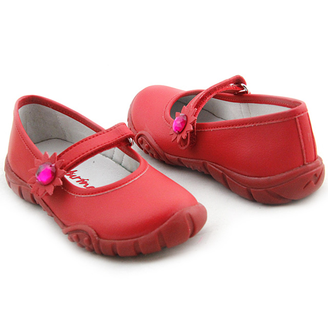 Детские туфли Naturino красного цвета. Фото: 2
